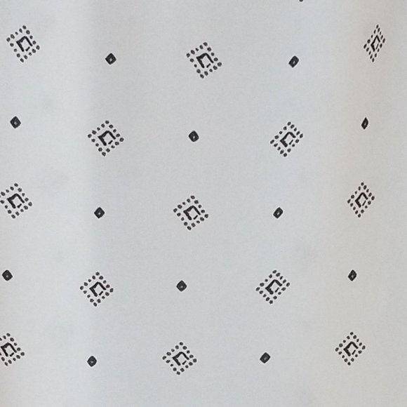 Women's size XS Banana Republic spring/summer light fabric patterned flowy top - Picture 4 of 9